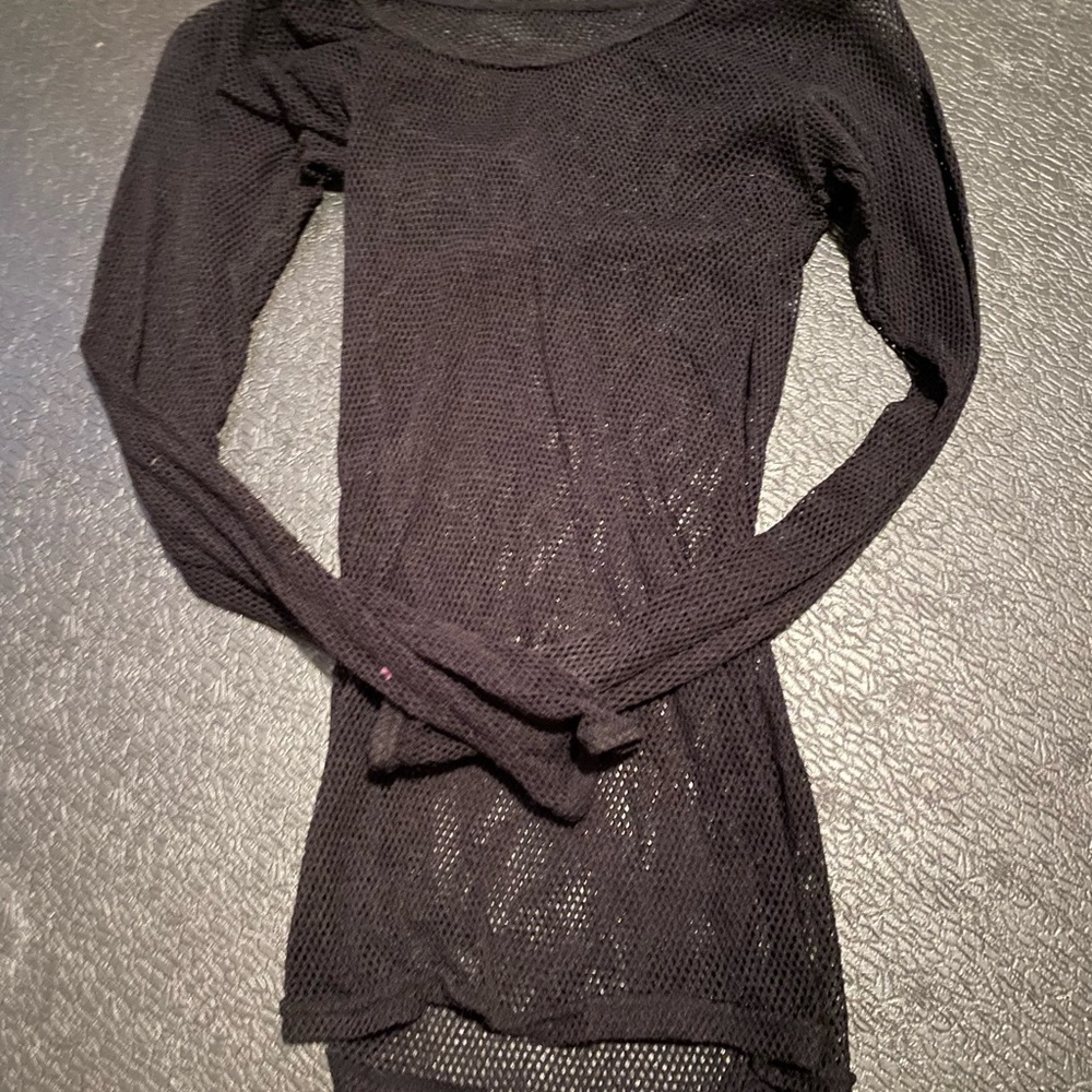 Fishnet LS See-through top - Picture 4 of 5